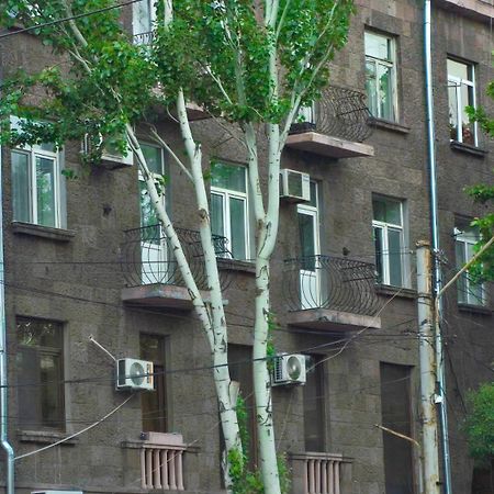Прекрасная 4-Ех Комнатная Квартира В Самом Центре Ereván Exterior foto